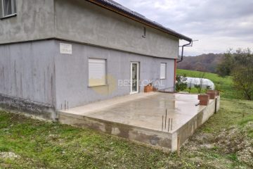 [:hr]Pisarovina-Jamnica - kuća 173,5 m2 sa okućnicom 1258 m2 - prodaja[:]